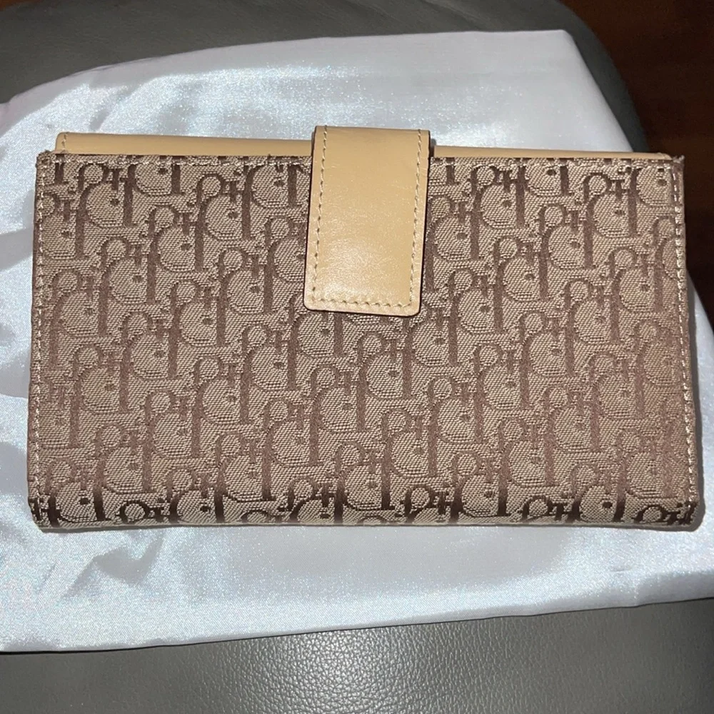 Preloved Dior trotter canvas wallet excellent condition